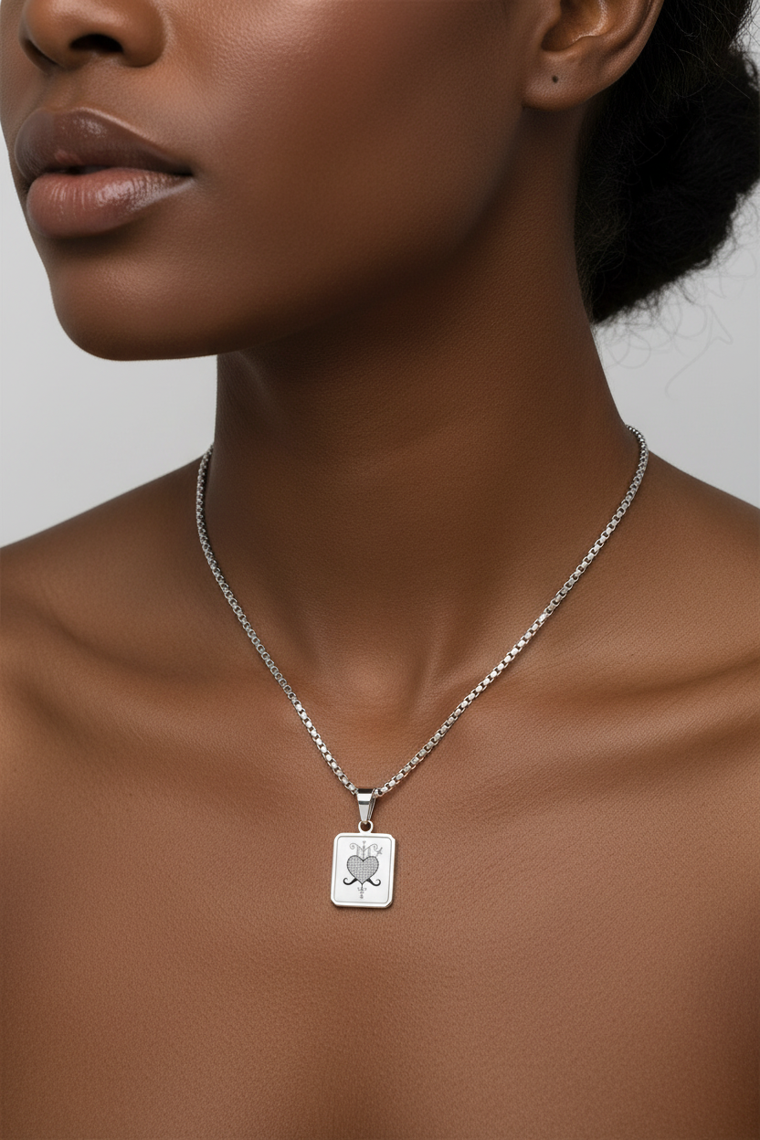 Custom Photo Pendant Necklace — Personalized VEVE EZULI DANTO